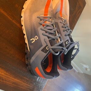 ON Running Gray and Orange Sneakers